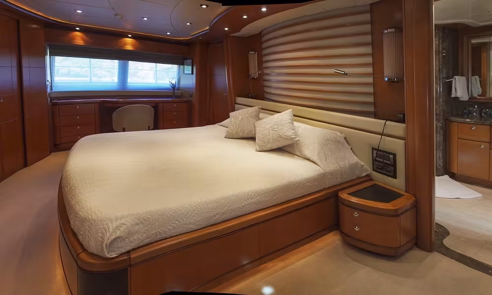 Bodrum Superyacht 12 Guests 2 Cabins — 3