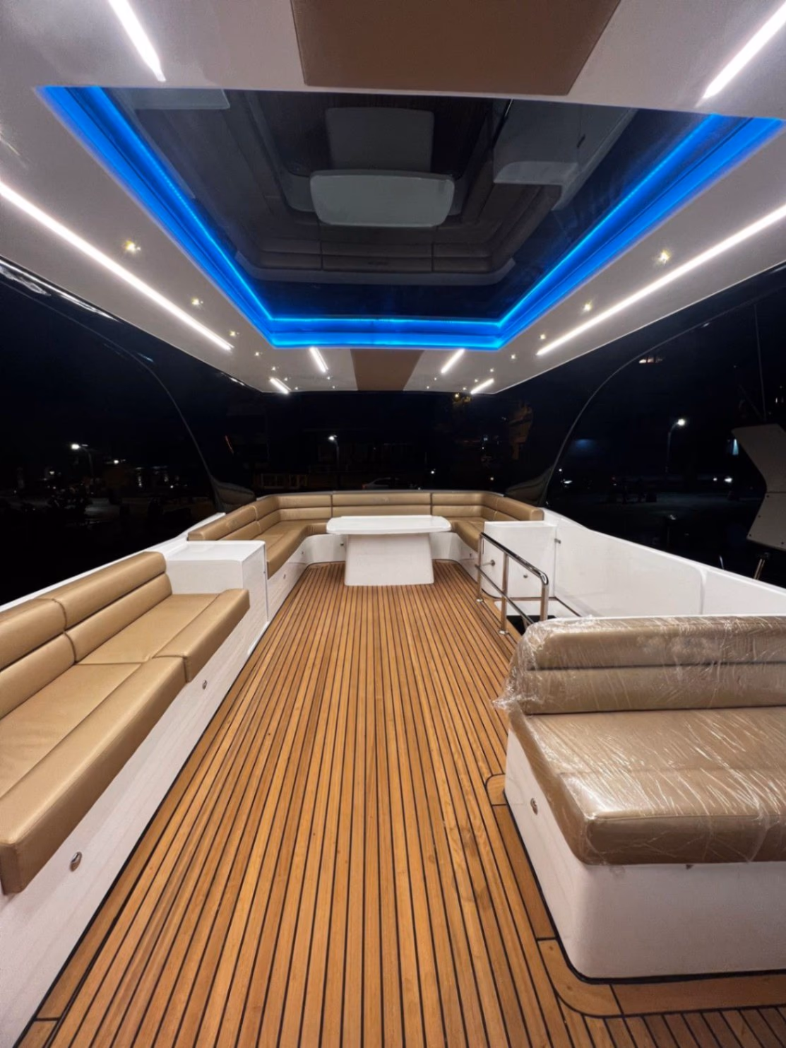 Private 17m Motor Yacht in Arnavutkoy, Istanbul photo 4