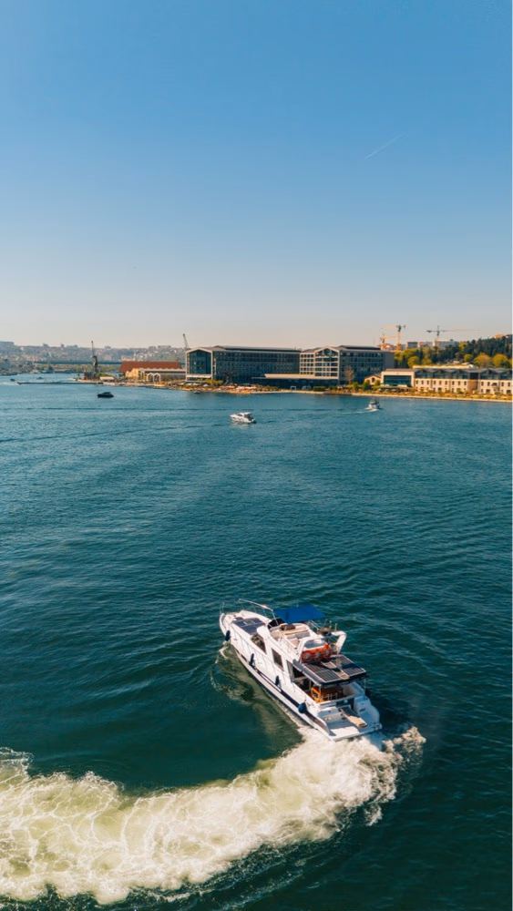 Private Riva Motor Yacht in Ayvansaray, Istanbul photo 2