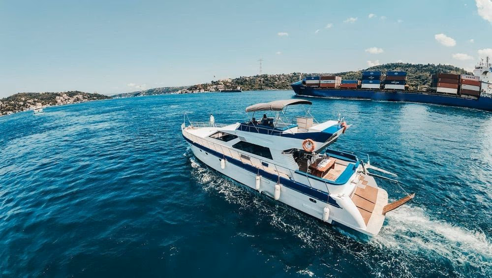 Private 24m Motor Yacht in Ayvansaray, Istanbul yacht rental in Istanbul
