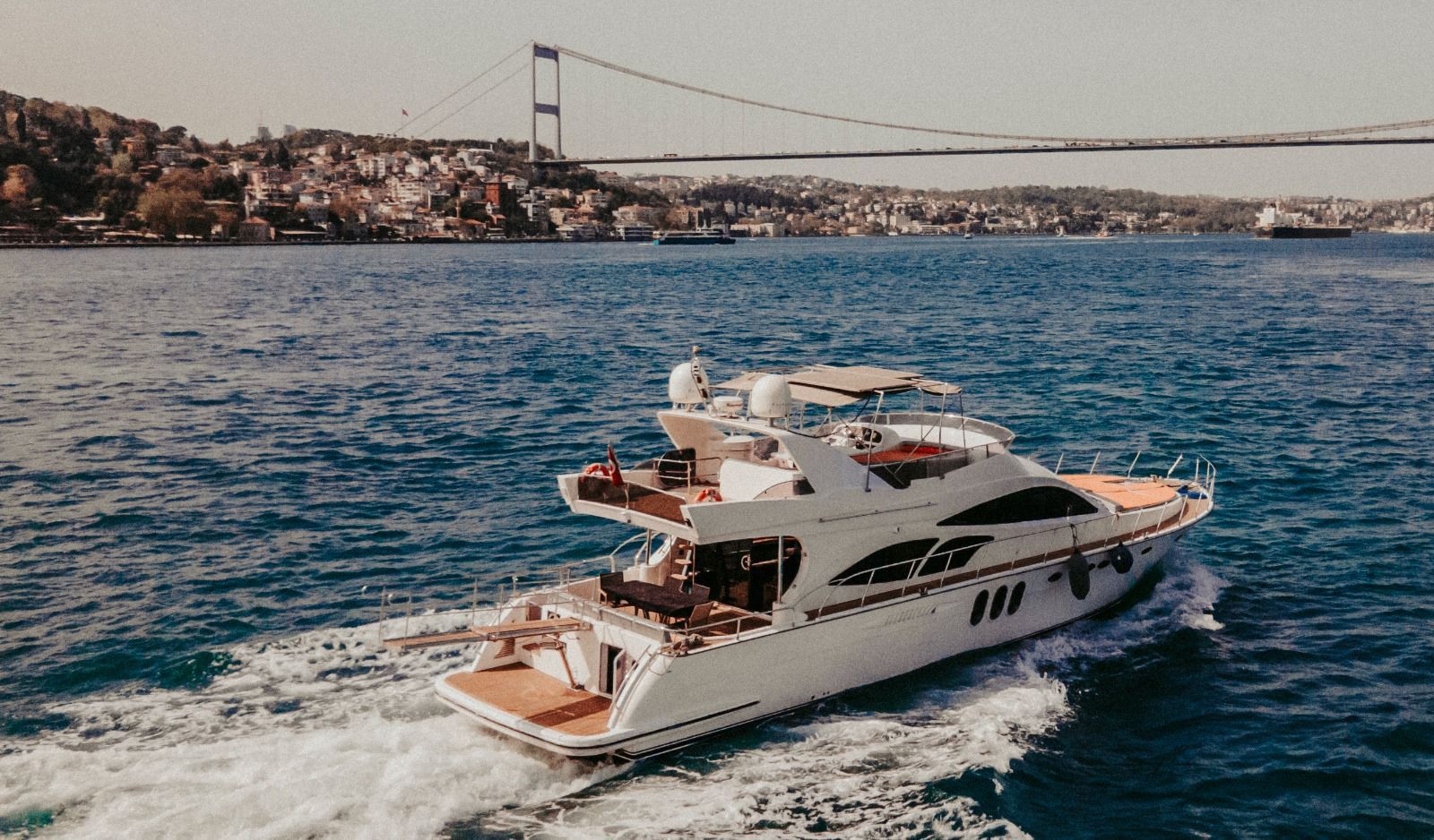 Kiralık Azimut 22m Motoryat - 227 — 3