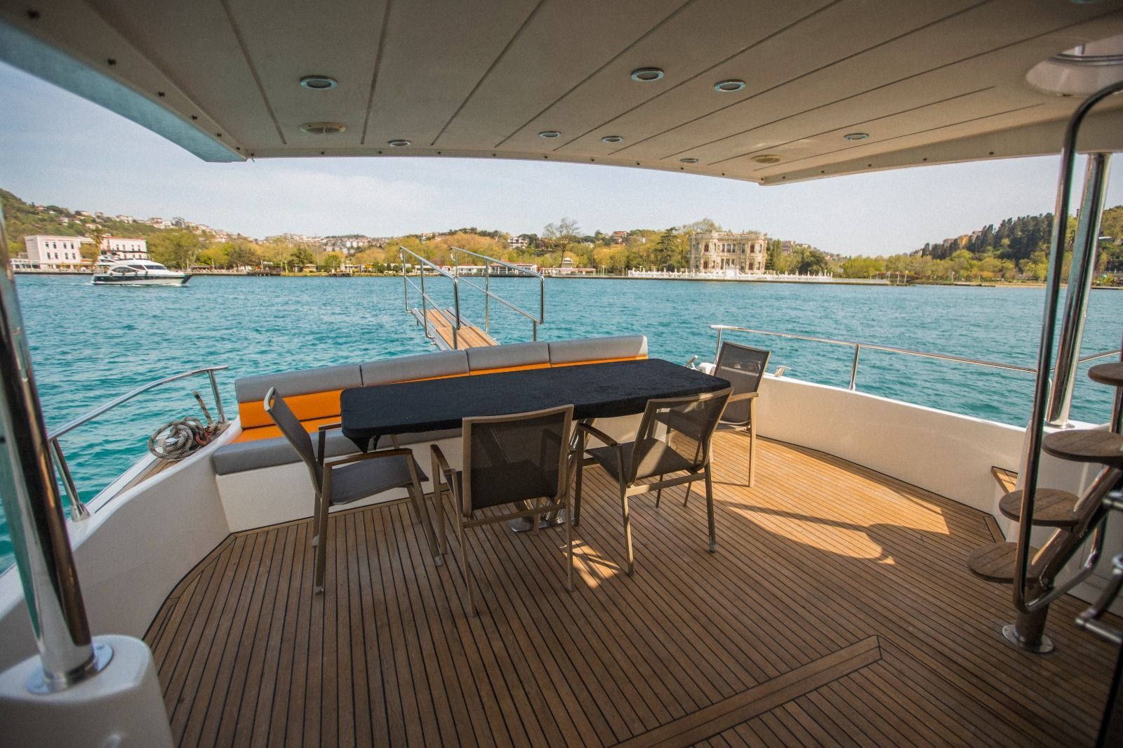 Kiralık Azimut 22m Motoryat - 227 — 5
