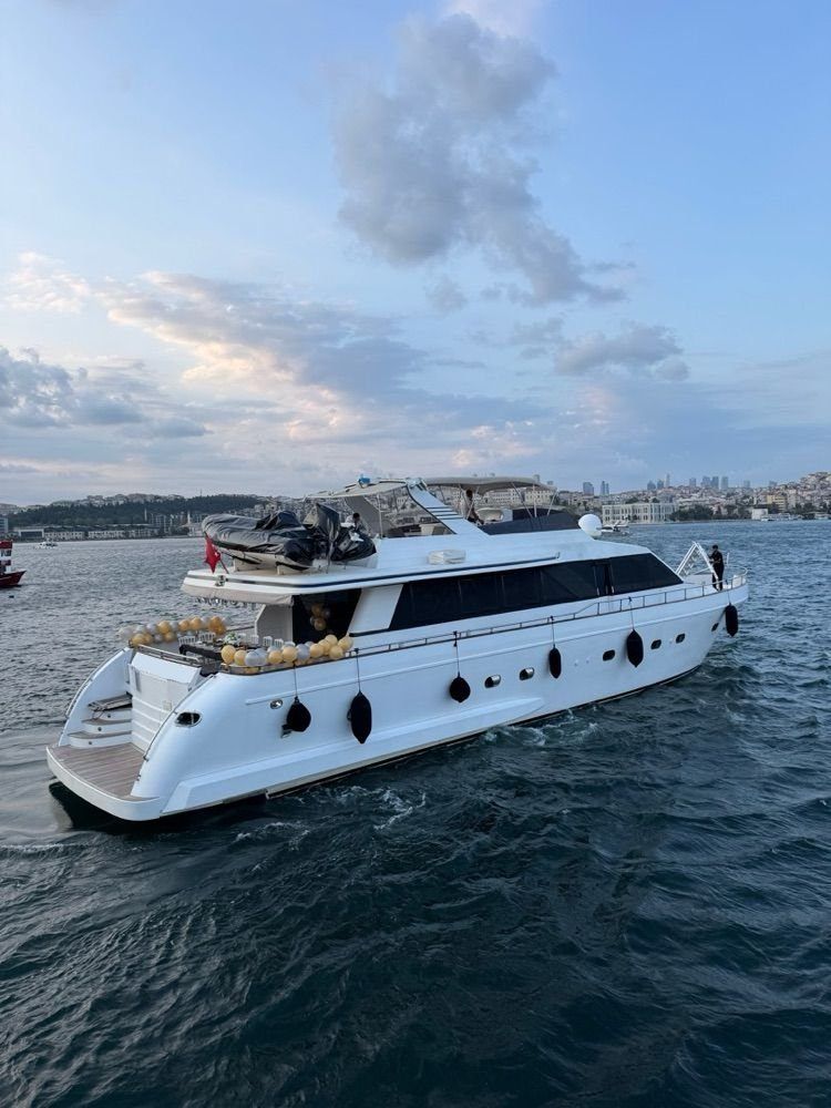 Kiralık Falcon 26m Motoryat - 925 — 2