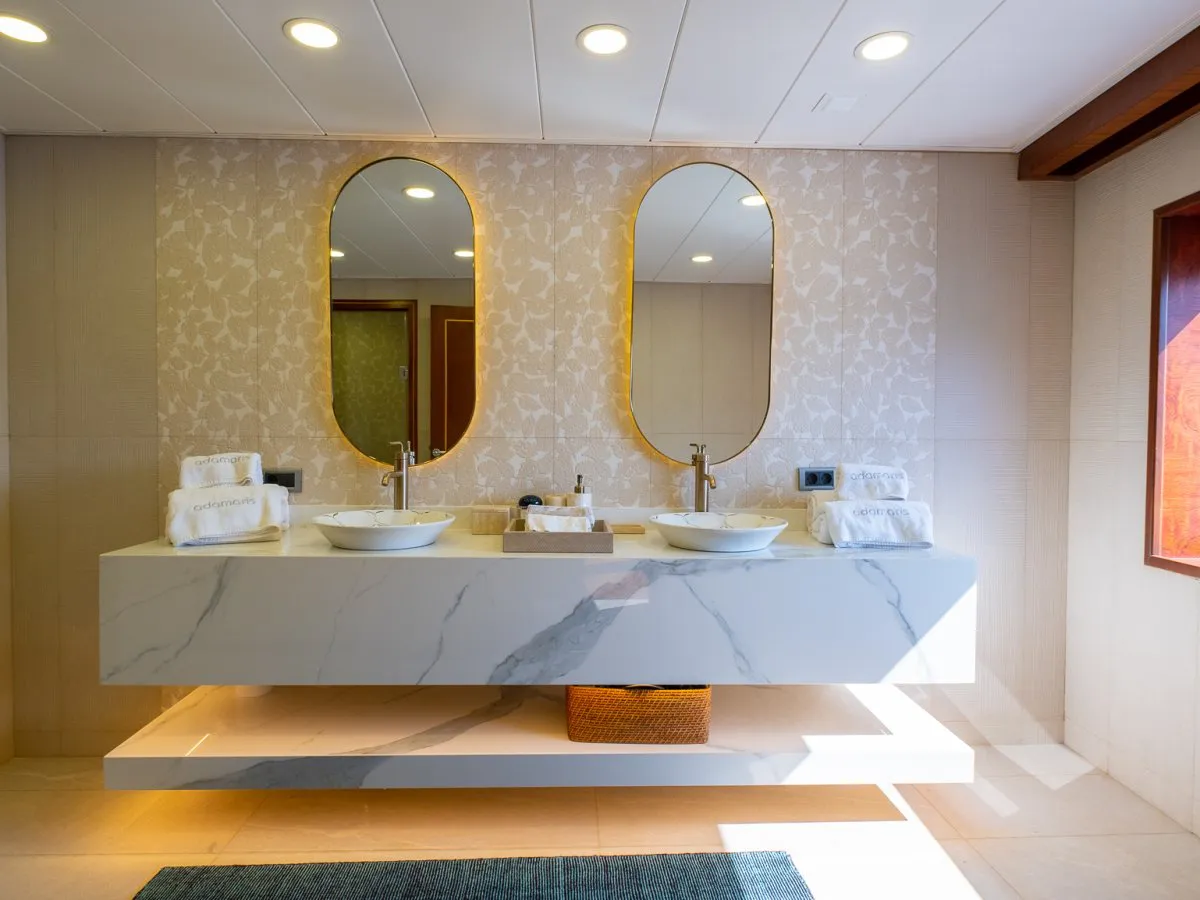 Bodrum Superyacht 12 Guests 6 Cabins — 7